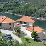 Eira House - Quinta De Fundevila *