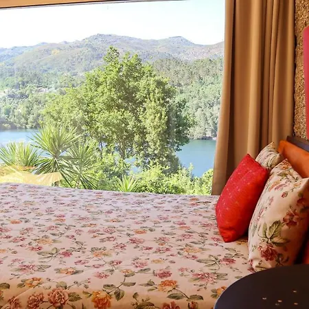 Eira House - Quinta De Fundevila Vieira do Minho