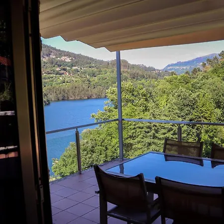 Eira House - Quinta De Fundevila Vieira do Minho