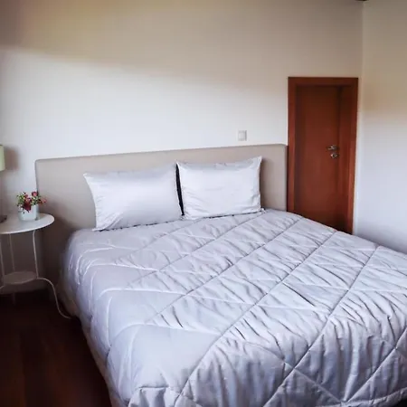 Tatil Evi Eira House - Quinta De Fundevila