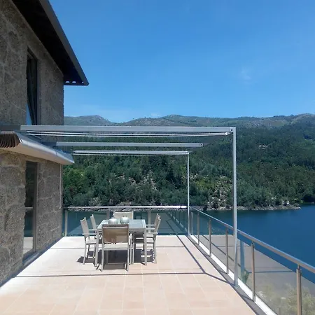 Semesterbostad Eira House - Quinta De Fundevila