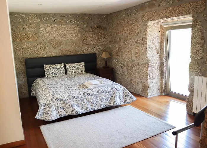 Eira House - Quinta De Fundevila 펜션