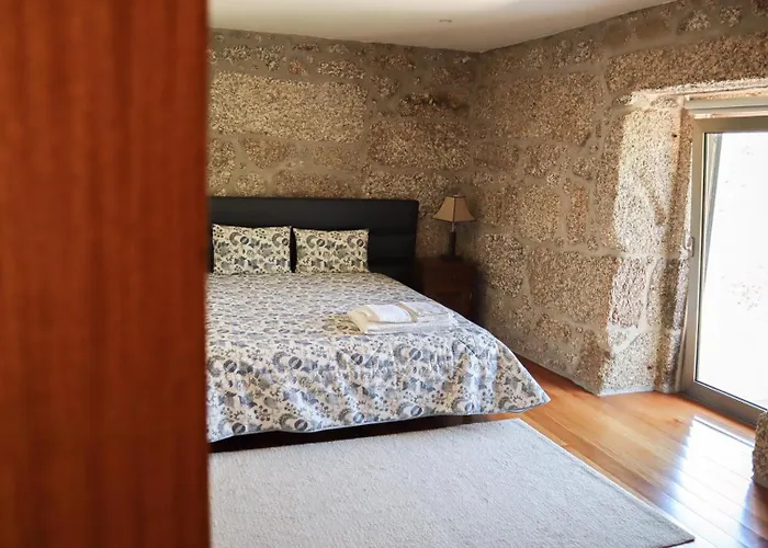 Eira House - Quinta De Fundevila 펜션